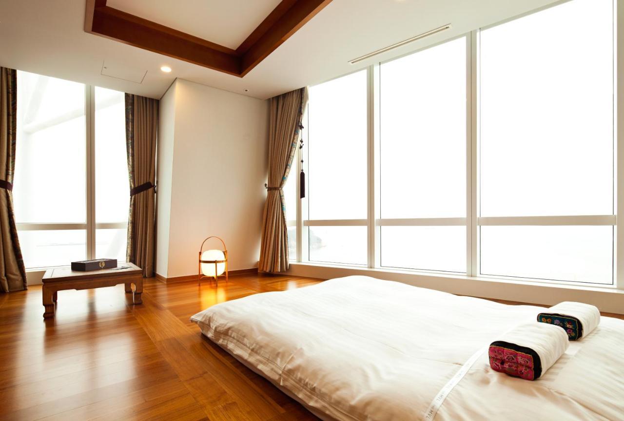 Sono Calm Yeosu Exterior foto